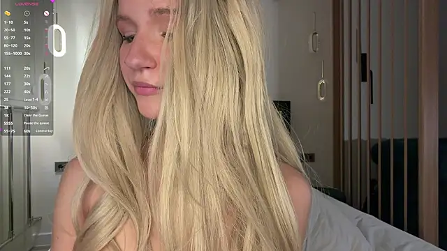 Chat XXX en directo de VikkiiSecret