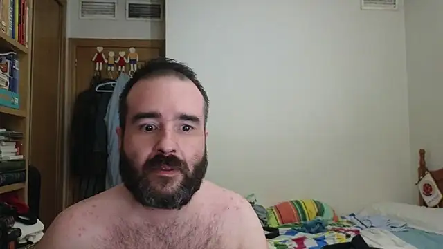 צ'אט XXX בשידור חי של curiosillo83