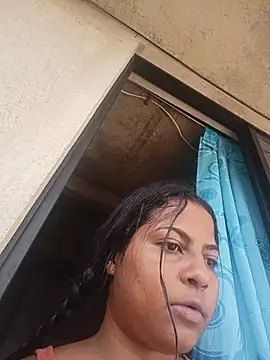 Giselabrunette25 XXX чат на живо
