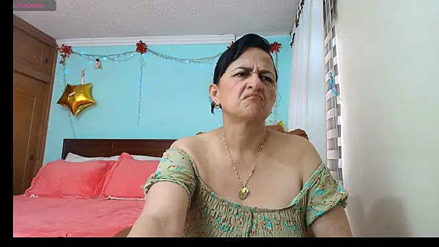 ISABEEL_SOFIA01n Webbikameraesitys