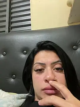 Chat +18 de belababyy ao vivo