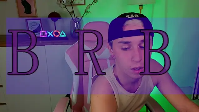 צ'אט XXX בשידור חי של e1v1s