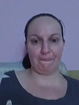 Онлайн чат XXX BustyLadyAlma