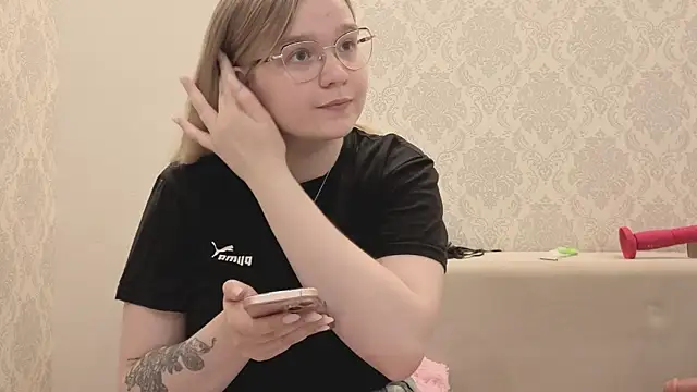 LesleyMil's Live XXX Chat