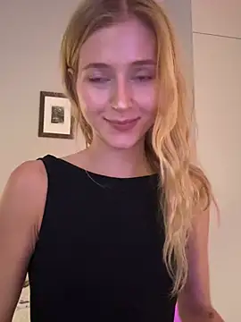 LunaRase XXX чат на живо