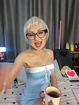 צ'אט XXX בשידור חי של Milforja
