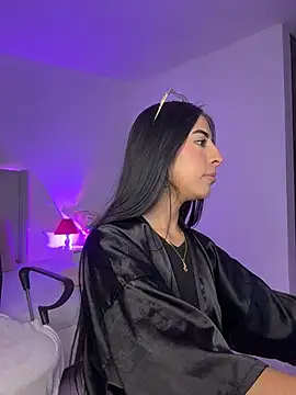 Chat XXX en directo de Mirandaa_Rogers