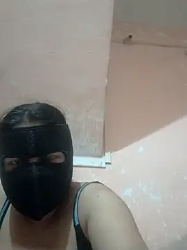 tamilselvi23's Live XXX Chat