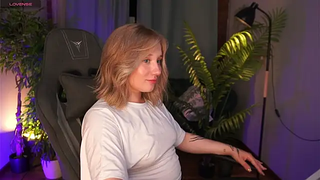 Chat XXX en directo de AliceTrenton