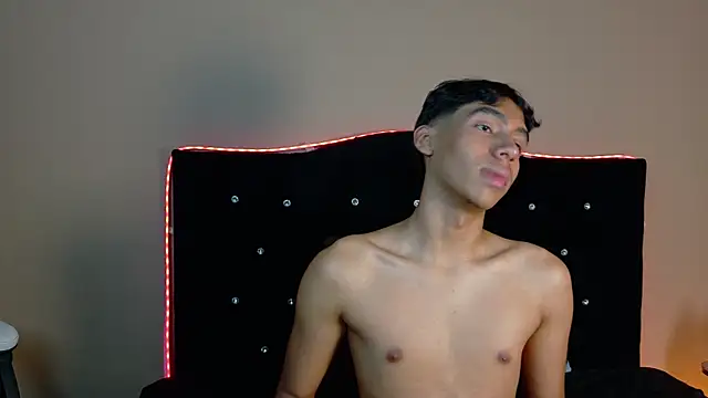 Eros_Lux's Webcam Show