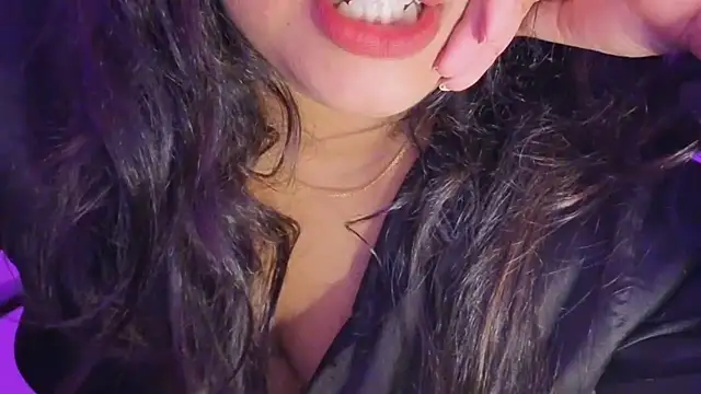 Chatroom XXX en direct de Lilith_Diva0