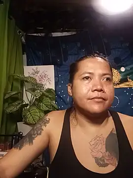 Chat XXX en directo de TabooSHOWgirl18