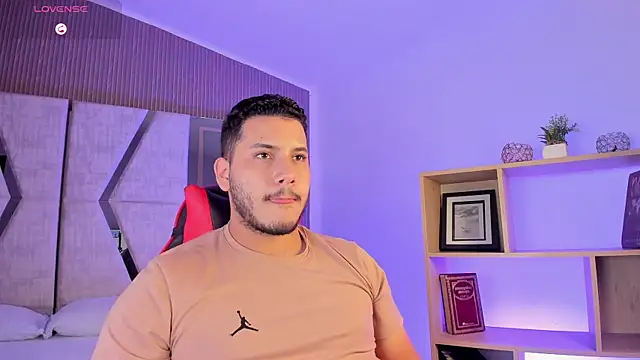 XXX chat uživo modela Axel_grey_