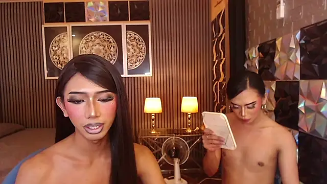 دردشة AudreyMilesTrans الجنسية المباشرة