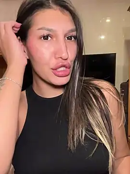 RussianGirls_ Chat XXX in diretta