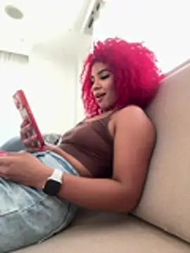 RubyRosseln Live XXX chat