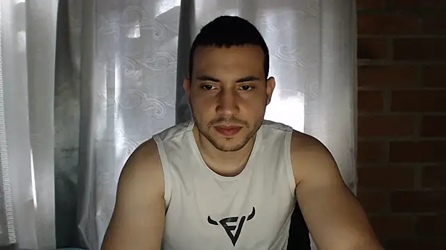 Armando_2002 XXX чат на живо