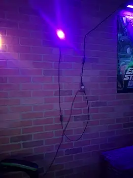 XXX chat uživo modela chronic_vibez