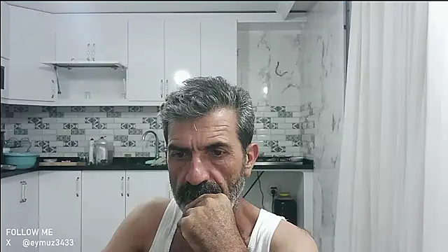 kobratrk21's Live XXX Chat