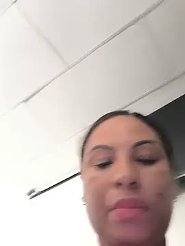 Francesca_ferrari Chat XXX in diretta