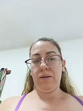 Živý XXX chat miss_hanna07