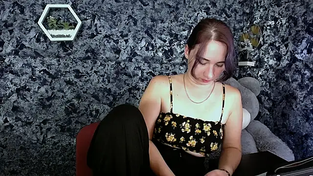 Moon_foxy_ Adlı Modelin Canlı XXX Sohbeti