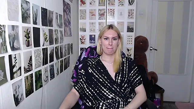 CapriScorpion Chat XXX live
