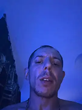 Hugo1993 Live XXX-chat