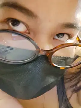 mini27mimi live XXX chat