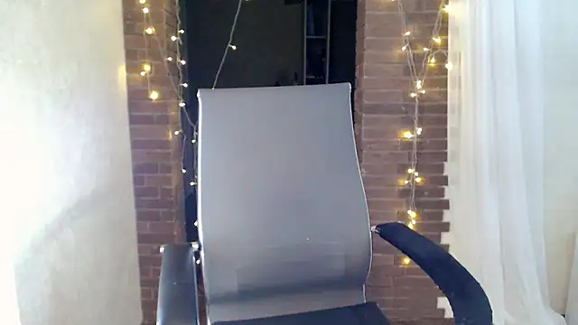 ms_kelarini élő XXX-chatje