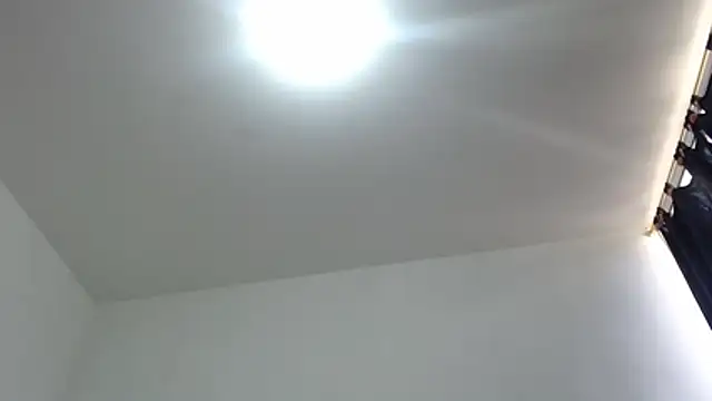 nicolle_milf1978 Chat XXX in diretta
