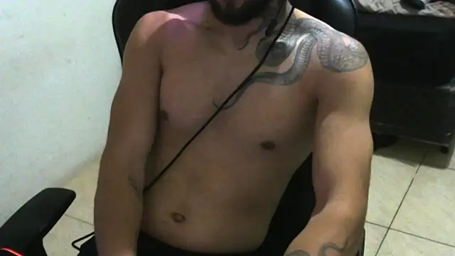Chat XXX ao vivo de CallmeLeonOnly