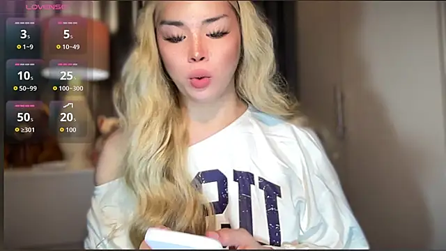 Živý XXX chat MISSANACONDA