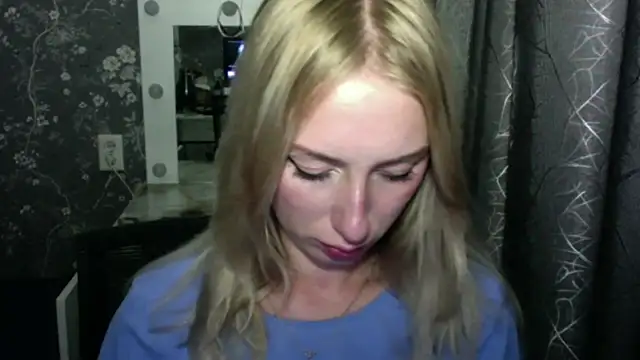 ellisweets' Live XXX Chat