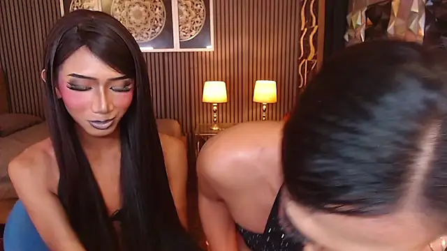 Онлайн чат XXX AudreyMilesTrans
