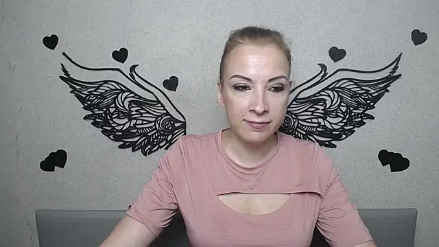 ElizabethSho Chat XXX in diretta