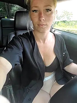 POPPY_XO's Live XXX Chat