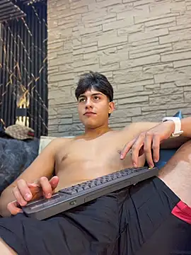 Lander_Cruz live XXX chat