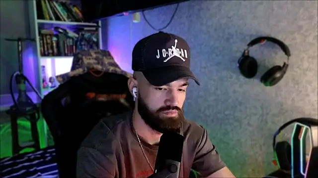 Chat XXX en directo de _Serious_Man