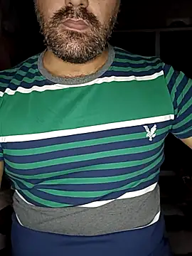 _naughtyboyX_ Adlı Modelin Canlı XXX Sohbeti