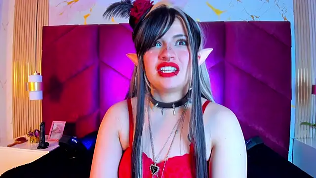 Chat XXX en directo de HannaRoussee