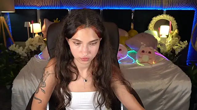 BabyFlowerr Chat XXX in diretta