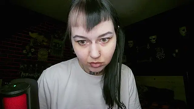 MessalinaOfficial Adlı Modelin Canlı XXX Sohbeti
