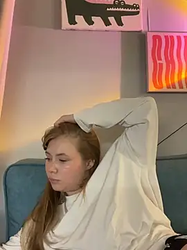 _Leya_ élő XXX-chatje