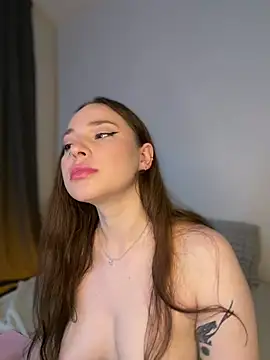 AlexaSparks Chat XXX live