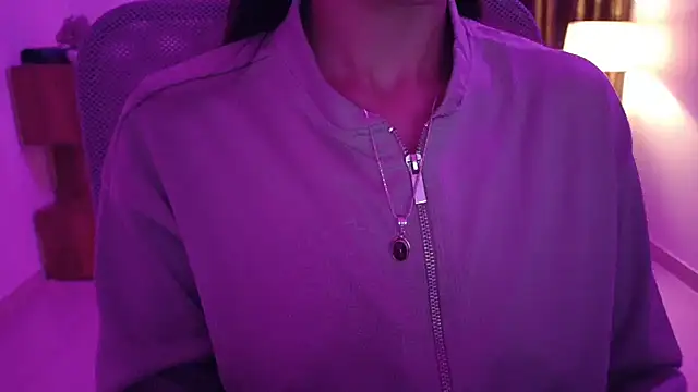 Živý XXX chat MidnightFlame