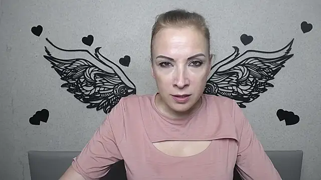 ElizabethSho Adlı Modelin Canlı XXX Sohbeti