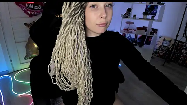 دردشة HoneySallyMoore الجنسية المباشرة
