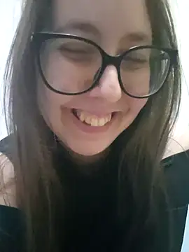 Sarah459 élő XXX-chatje