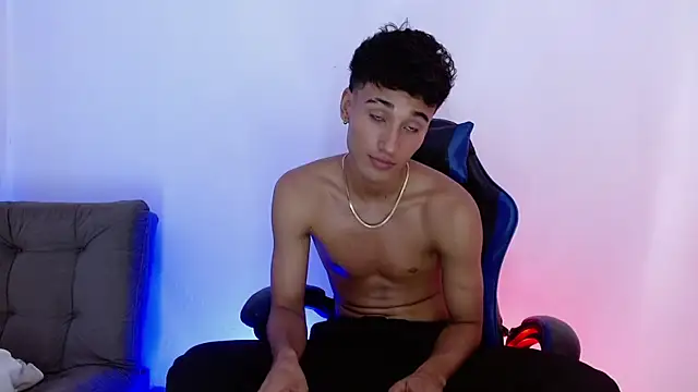 Онлайн чат XXX Matias_dirtyboy_